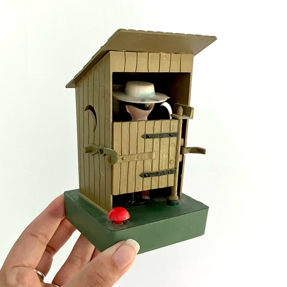Vintage 50’s novelty outhouse hillbilly gag gift shelf decor - Picture 1 of 5
